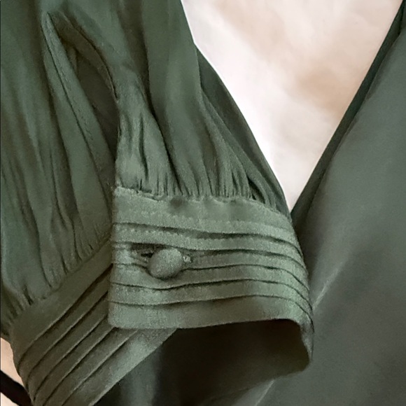 Banana Republic Dark Green V-Neck Button-Front Blouse - Picture 3 of 10